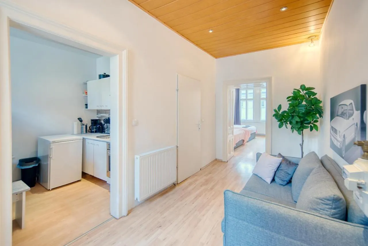 Apartmán Super Close To Metro, Perfect For Long Term Stay, 17 Vídeň